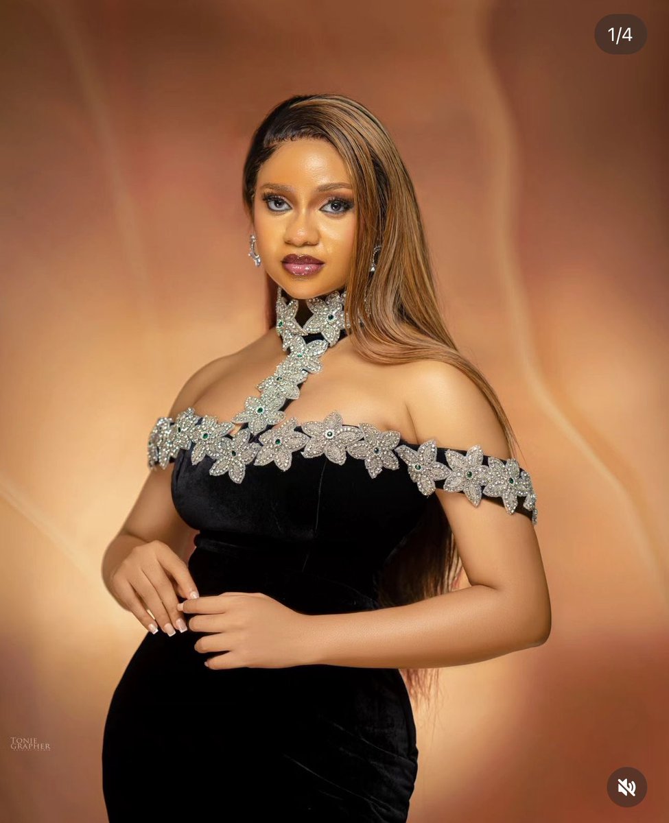 symply_kim's tweet photo. I want to see all Victoria fans in the comments 
Don’t say anything just drop 

Congratulations Victoria 

Let’s gooooo🔥🔥👏🏽👏🏽👏🏽#Bbnaija https://t.co/mlqtjUqxQK