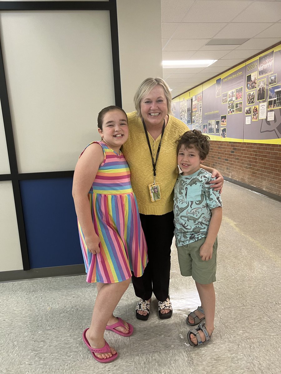 SummitElementaryFHSD tweet media