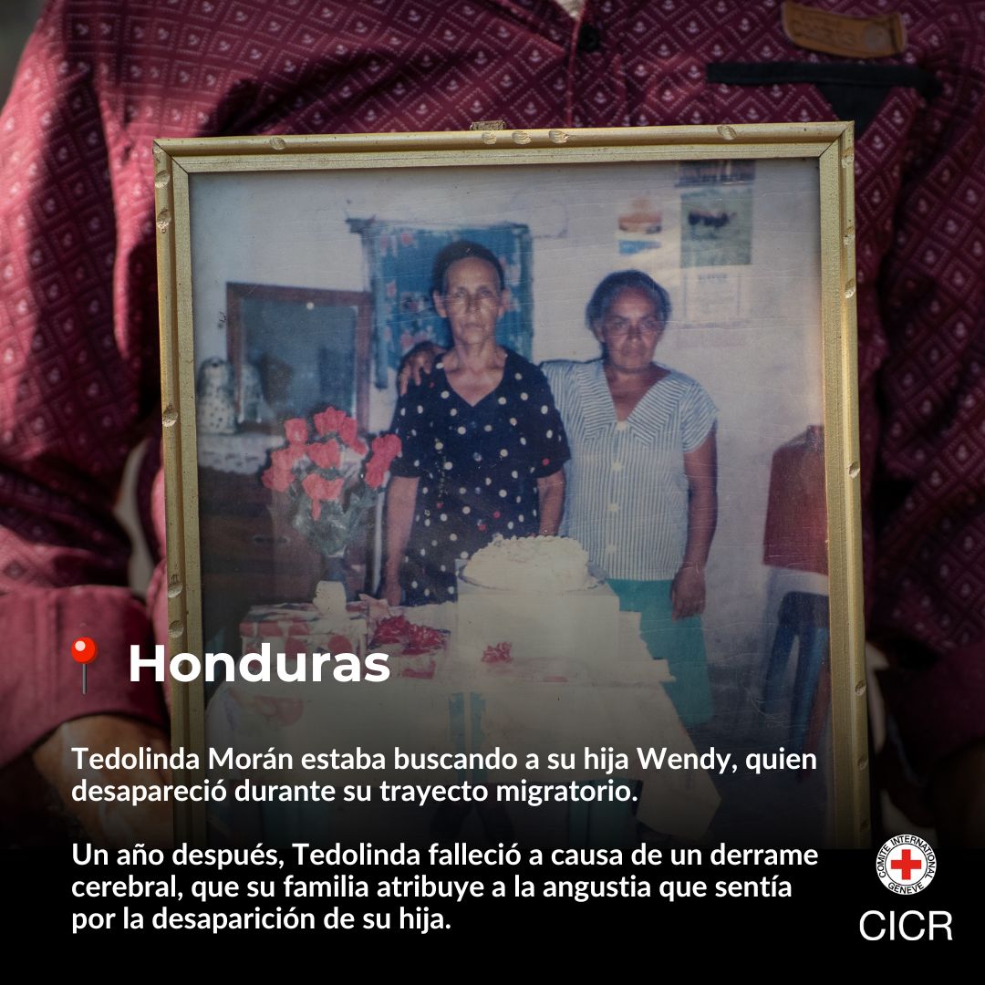 CICR_es's tweet photo. ❤️ Ninguna persona debería partir sin saber qué ocurrió con su ser querido desaparecido.

La exhibición #TejerMemoria rinde homenaje a quienes partieron con el dolor de la incertidumbre y recuerda la importancia de responder a la necesidad de saber de los familiares.

@CICR_DRMX https://t.co/Z4SxqChuAv