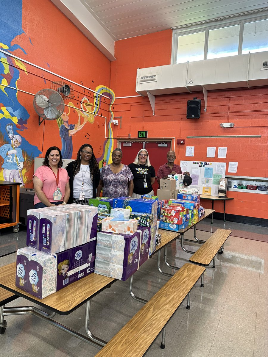 We are so grateful to our community partners at SON Rise Fellowship Ministries for your continued support and annual school supply donation! Thank you! #communitypartners #AACPScommunityschools