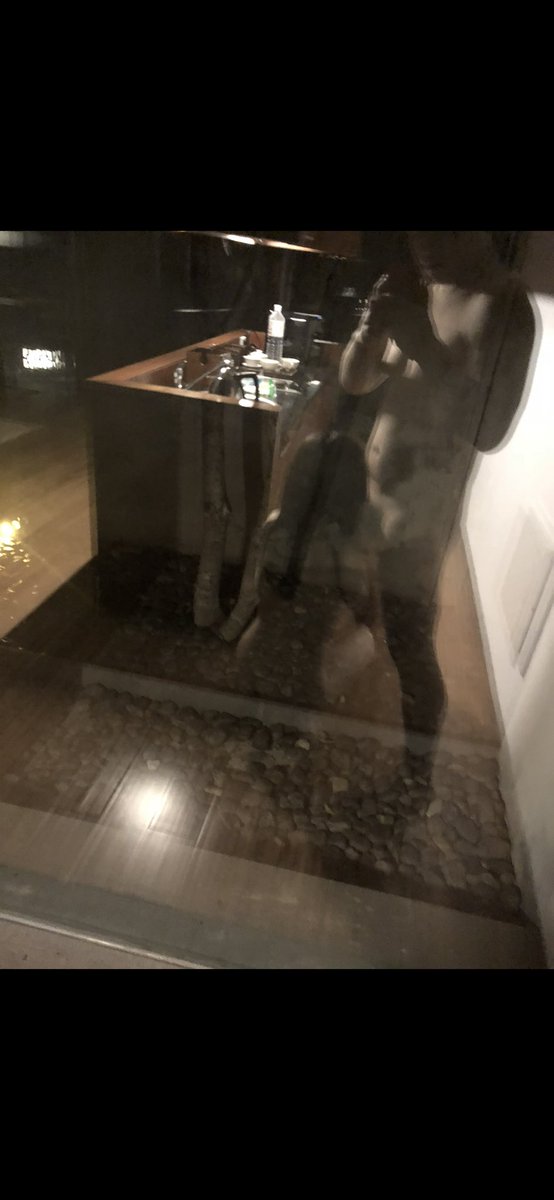 模糊点，还挺有感觉 https://t.co/i1qv0pjGen