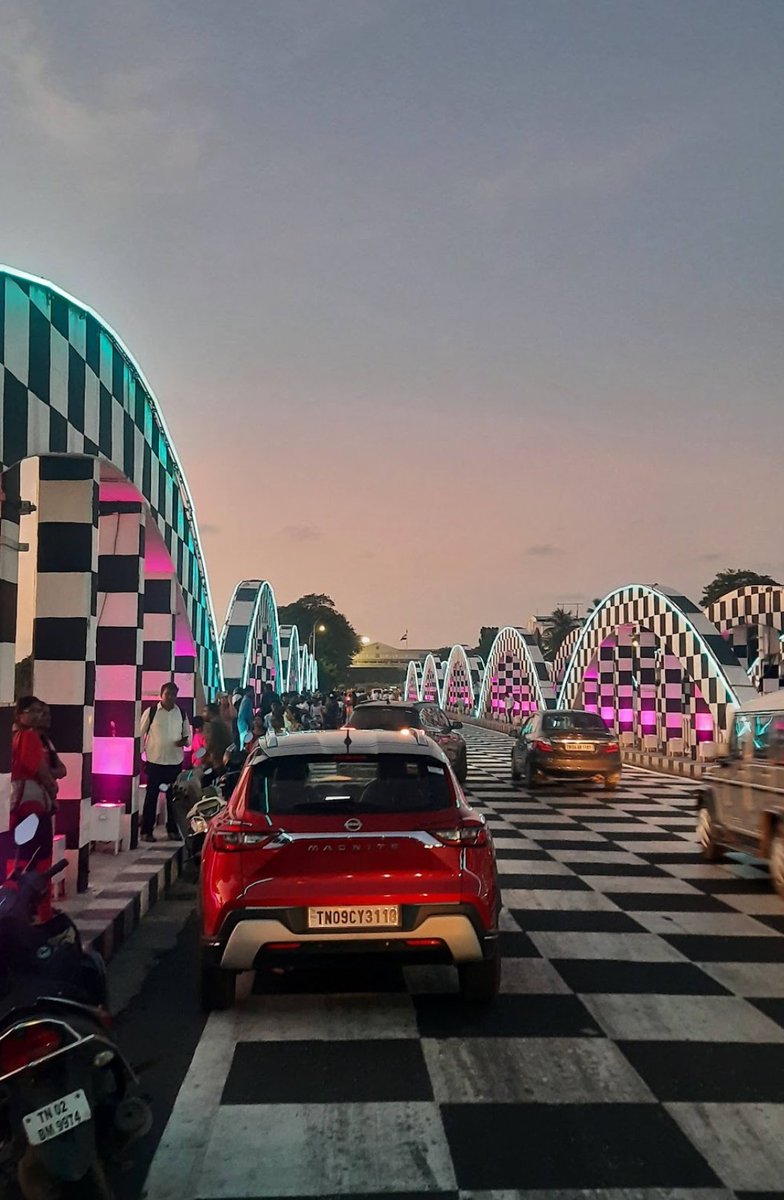 maathorubhagan's tweet image. மெட்ராஸ் 💐💕🎂
#happymadrasday
#விழிமொழி