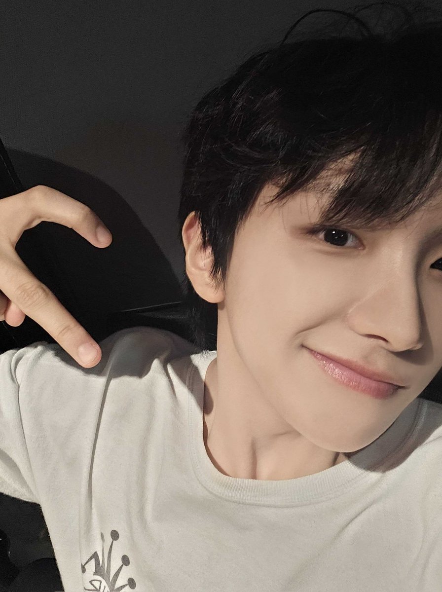 woonhakbra's tweet photo. ✨ 210824 | Woonhak via Weverse. 

#WOONHAK #운학 #BOYNEXTDOOR https://t.co/9JgKxIbOO5