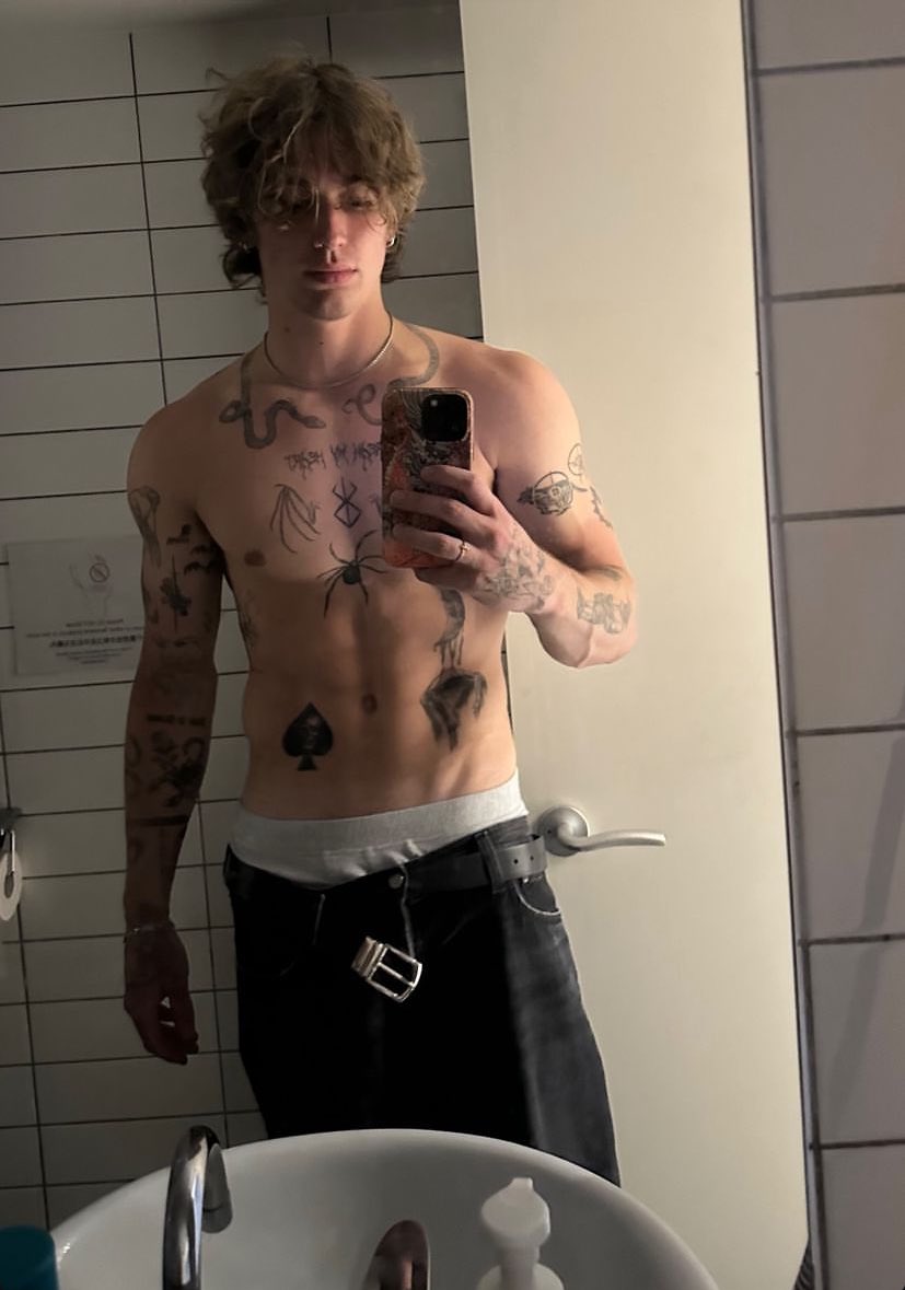 MUY BUENAS noches vinnie 😍
