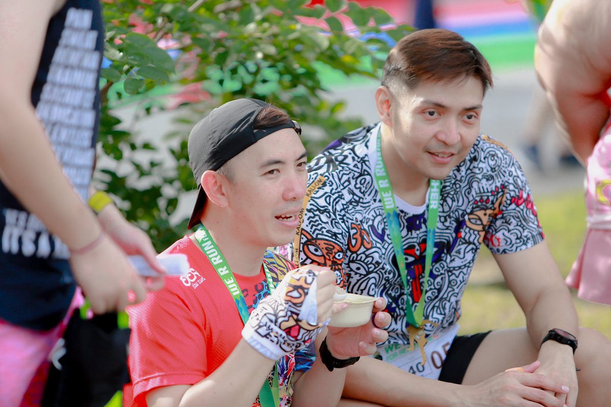 pom_prem's tweet photo. อะไรที่มีควาทสุขก็ทำเถอะจ้าาา เพราะบางอย่างที่ไม่สุขยังทำเลย 5555555 https://t.co/Zu29YtmCYt