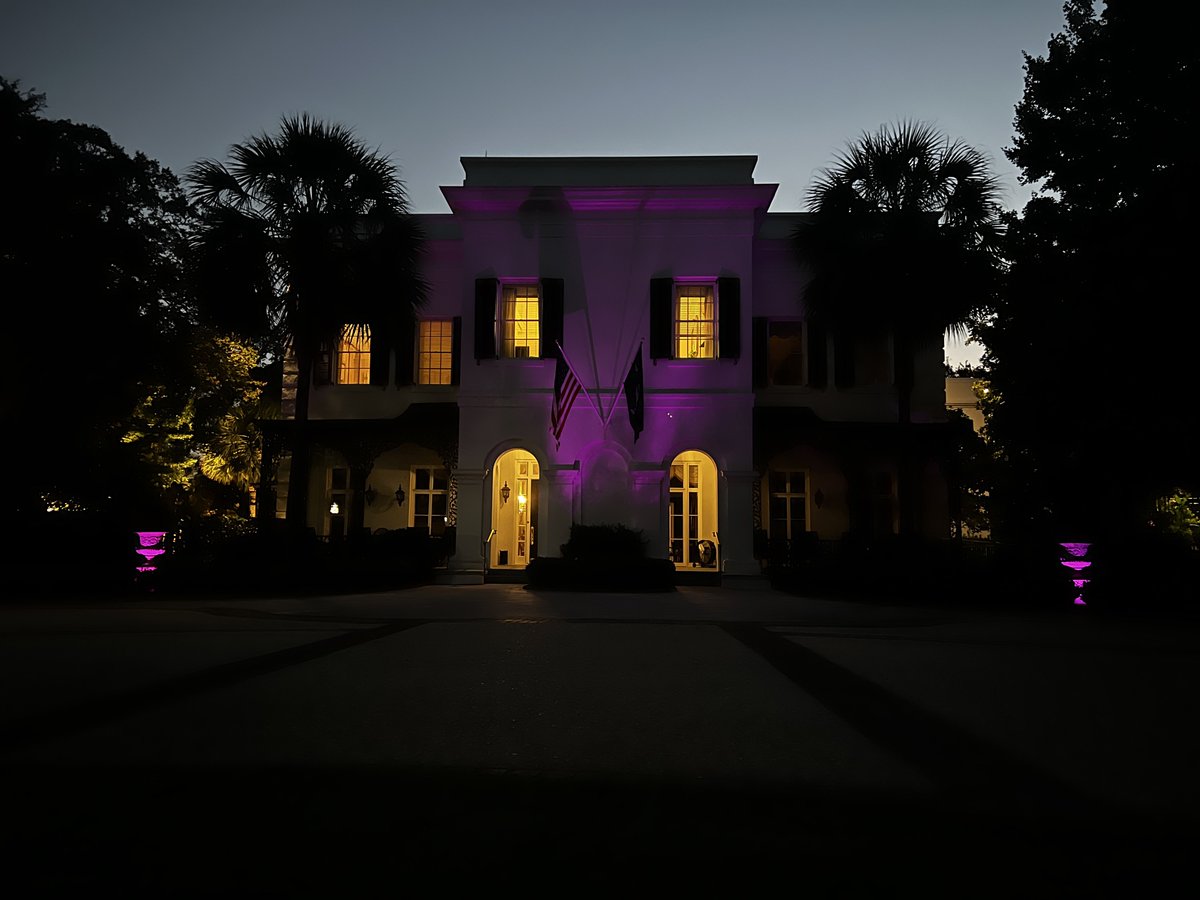 1stLadySC's tweet image. In recognition of National Fentanyl Prevention and Awareness Day, the Governor’s mansion has been illuminated purple, the global color of addiction recovery, as we stand in support of those who have lost a loved one to overdose and increase awareness about the risks of fentanyl.