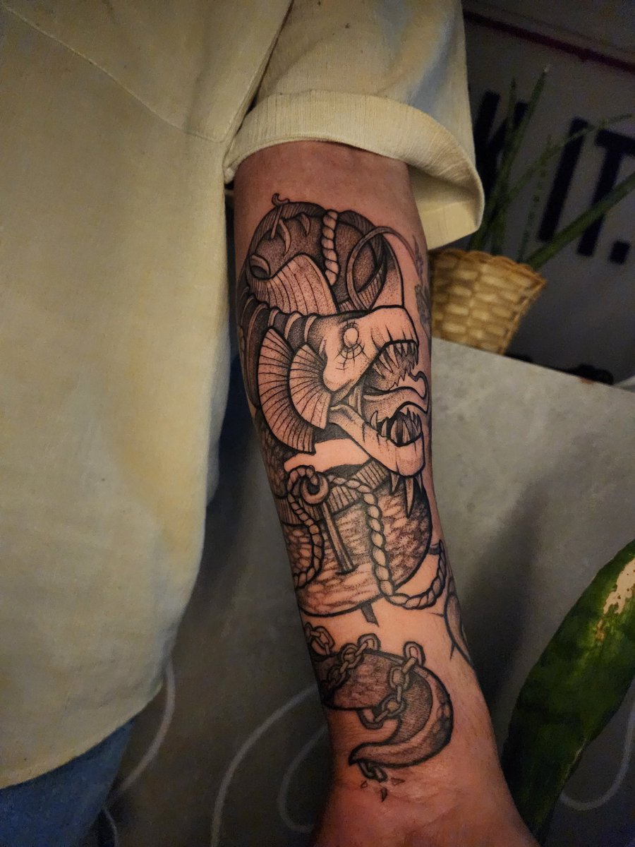 srgluiz's tweet photo. Aproveitar que abri a conta de novo pra mostrar meus últimos autorais graúdos ♡
Tô chei de conta tatua comigo aí na moral https://t.co/qJK0gMIUY3