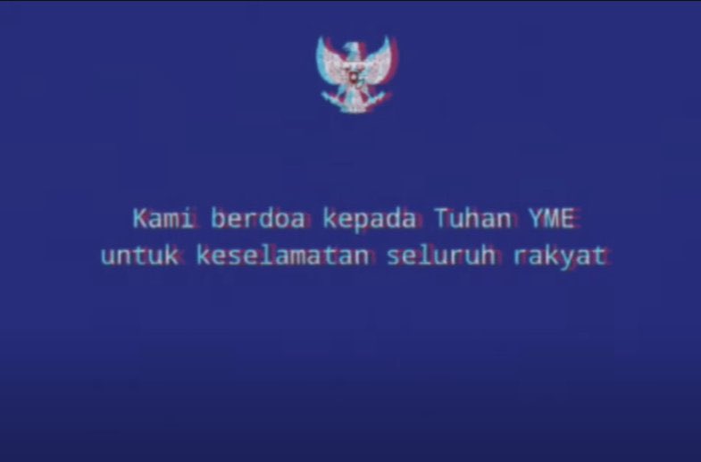 Penanganan kena gas air mata:

Mata hidung mulut: irigasikan dgn air.
Kulit: cuci dgn air dan sabun.
Baju: diganti, partikelnya bisa lengket, masukan ke plastik.

Yg punya asma atau penyakit bawaan paru n jtg, lgsg ke tim medis terdekat.

Hope they wont use force. Be safe 🫡