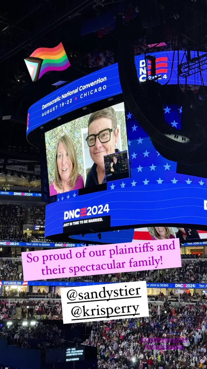 From @DLanceBlack's instagram stories, Day 3 of the Democratic National Convention in Chicago...🇺🇸🏳️‍🌈💙💪👇

(<a href="/KQED/">KQED</a> "The Couple Who Helped Overturn California's Same-Sex Marriage Ban"👇
kqed.org/news/11970658/…)

<a href="/HRC/">HRC</a> <a href="/ChadHGriffin/">Chad Griffin</a>