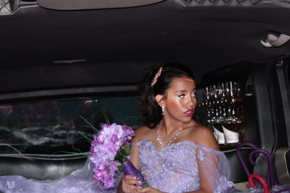705MEK's tweet photo. Quinceañera https://t.co/aa4pa4j7tl