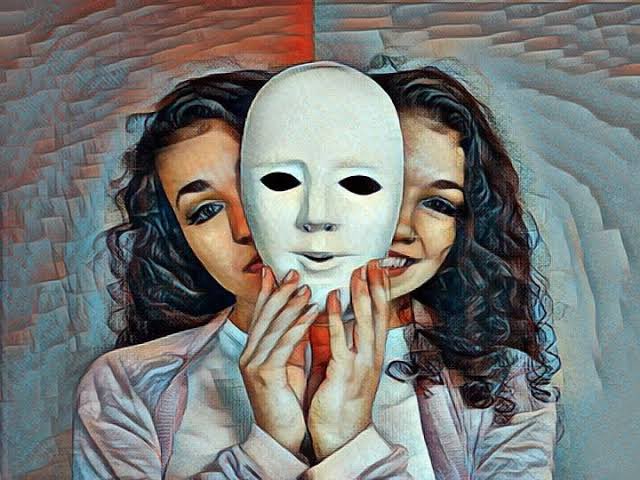 LadyBG04's tweet photo. Foro Virtual 

"La máscara nos permite ser aceptados, pero nos impide ser amados por quienes somos realmente."🎭
La máscara puede ser una barrera para la realidad y la conexión  con los demás.🫶🏻
¿Te sietes cómodo mostrando tus verdaderos sentimientos y emociones?👉🏻👈🏻
@eriobeth https://t.co/k5msWXSFxq