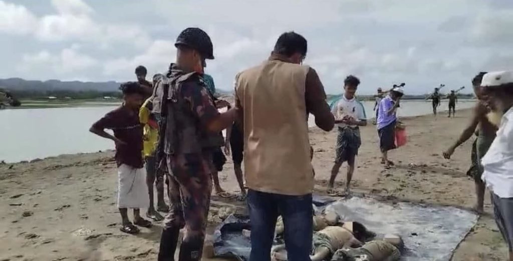 romddullah1's tweet photo. Myanmar government and Arkan Army killings rohingya muslim day by day children, women and old men the Rohingya Muslim is not safe in Arkan. @saverohingya

@ICJ_org 
@ICC 
@Refugees 
@helprohingya https://t.co/aPRPy5T4AI