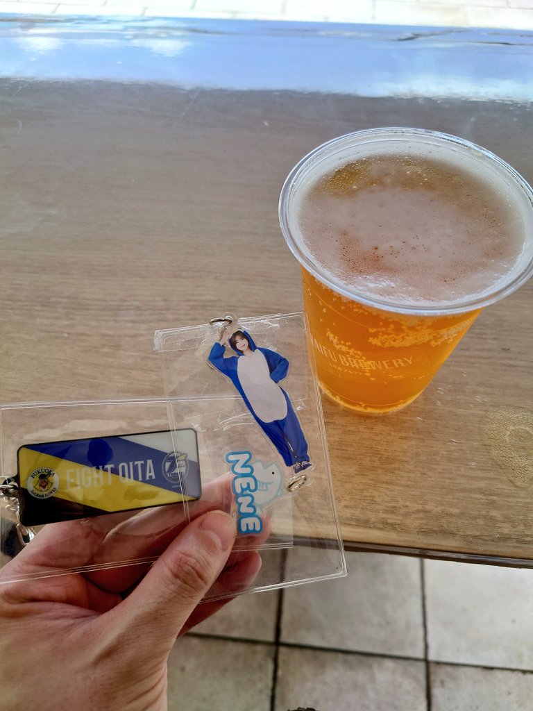 ILtyGWvnhHRWkEC's tweet photo. どうも、こんな時間から飲む酒カスです🍻
#太宰府ブルワリー
#SAKEKASU
#トリサポビール部 https://t.co/6X4UMxBvJC