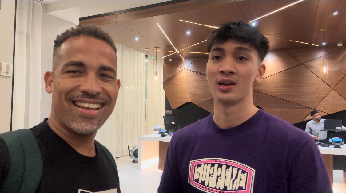 "Big thanks to <a href="/NBA2K/">NBA 2K</a> for inviting me to Community Day! I'm truly grateful for the opportunity and the amazing gifts. Excited to dive into the game and be part of this incredible community!" My guy <a href="/ChicoFiloYT/">ChicoFilo</a> welcome back