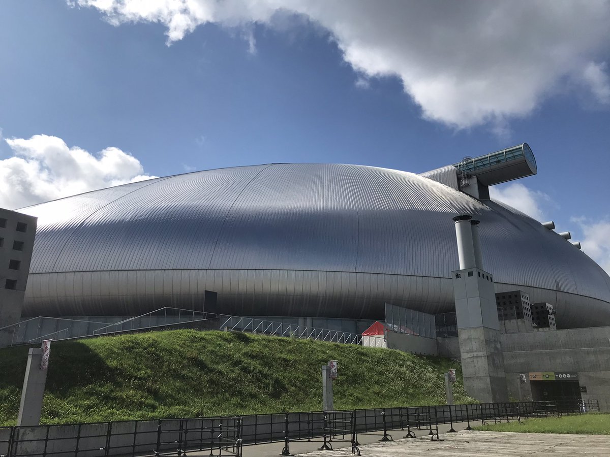 #もえぎ色ワンダーランド 無事終演いたしました！

本当に素敵なステージに立たせていただきました。

もえぎ色さん、乱拍子さん嵐の皆さん、関係者の皆さんそして観に来ていただいたお客様本当にありがとうございました！

もえぎ色さんのようにキラキラした愛される劇団を目指したいと思います✨