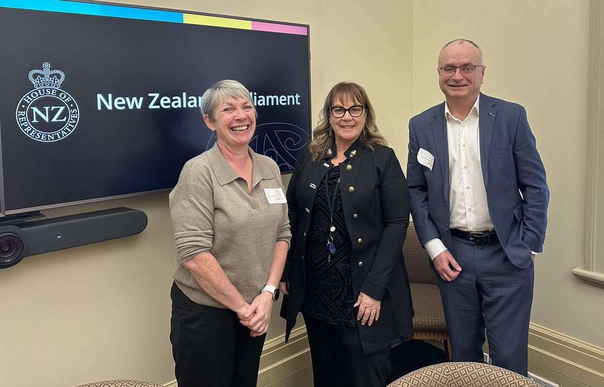 Primary Care is our first line of defence for addressing health issues. Pleased to meet with GPNZ’s Brian Betty and Maura Thompson to discuss securing sustainable general practice in NZ.