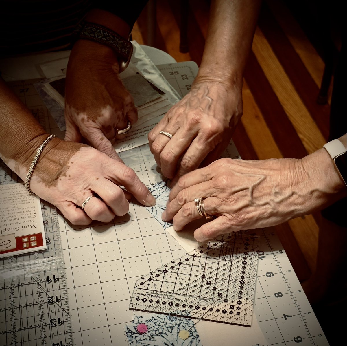 SAParksandRec's tweet photo. Happy National #SeniorCitizensDay! β€οΈ
We love our seniors and providing excellent programs, services, and events for them to participate with others. π€ We canβt wait for Senior Center Month this September! Join us next month for Open Houses and new activities!
#SAParksAndRec https://t.co/nE1hnHAkmg