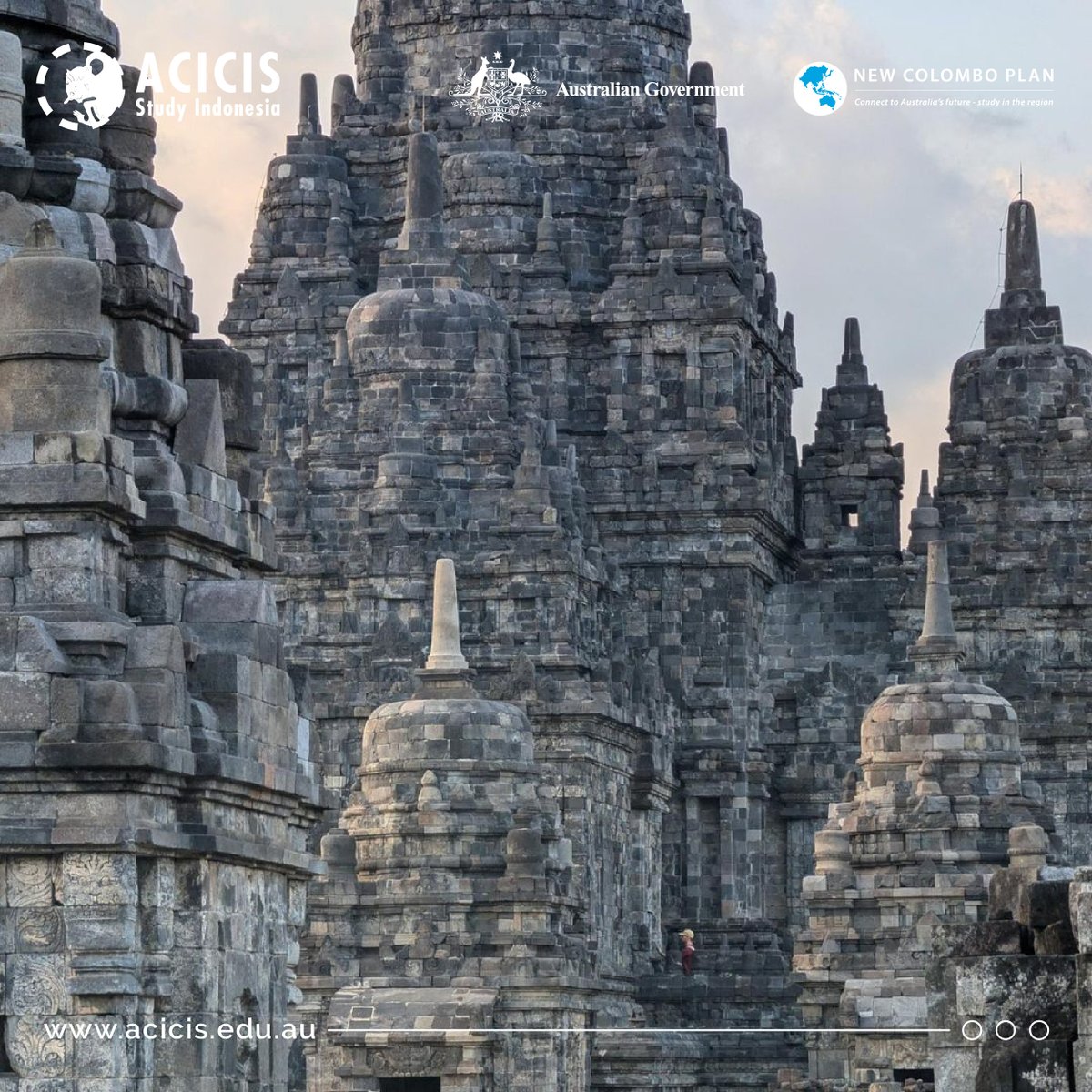 Acicis's tweet photo. "Visiting the 9th-century Prambanan temple in Yogyakarta was incredible! The sheer size and intricate detail of the temples blew me away. Such a valuable experience for my journey here in Indonesia!"
Thank you Dylan Walker for sharing your travel experience ๐
#ACICIS #NCP https://t.co/ssfSjG3Ekz