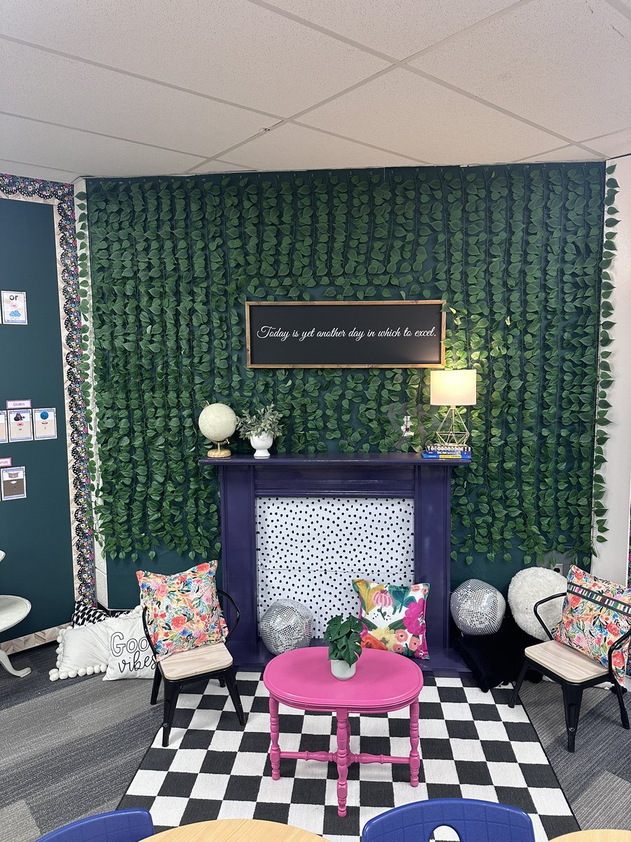 Cyrusm344's tweet photo. We're ready for our new 2nd Graders! We have so much growing to do this year and we can't wait to get stared! #novipride  #parkviewpride @ncsd @NoviParkview https://t.co/TdU6fxPd8A