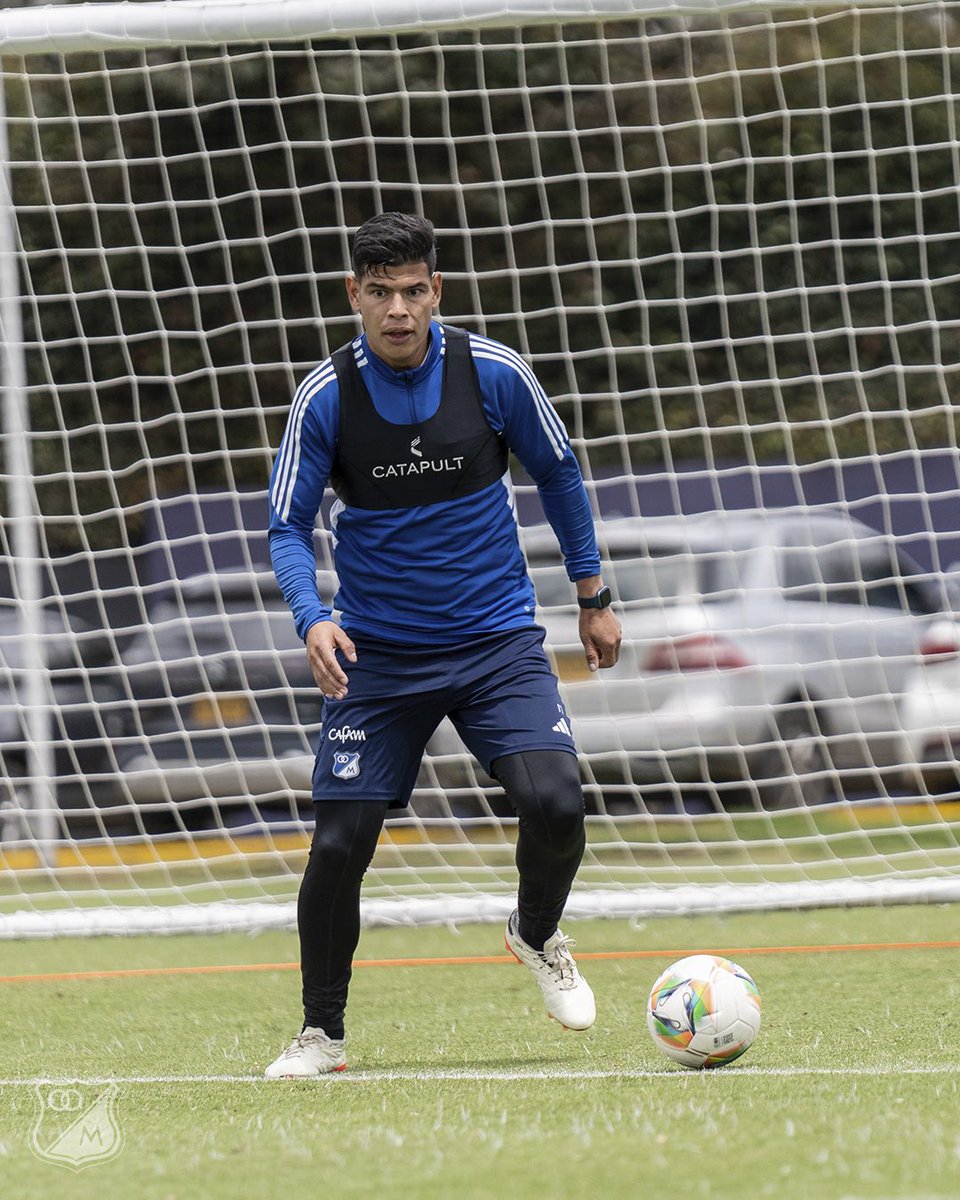 Jorge Arias 👊🛡️⚽️Ⓜ️🔝