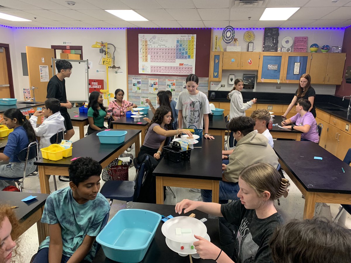 jsb02's tweet photo. Team building, collaborative groups and communication were the lessons my 8th graders worked on today.Everyone had a task and all wanted to succeed. 🥰 I love the beginning of the school year and the excitement of all the possibilities.@NISDMSScience @NISDRawlinson #ilovescience https://t.co/giqz4PoB7H