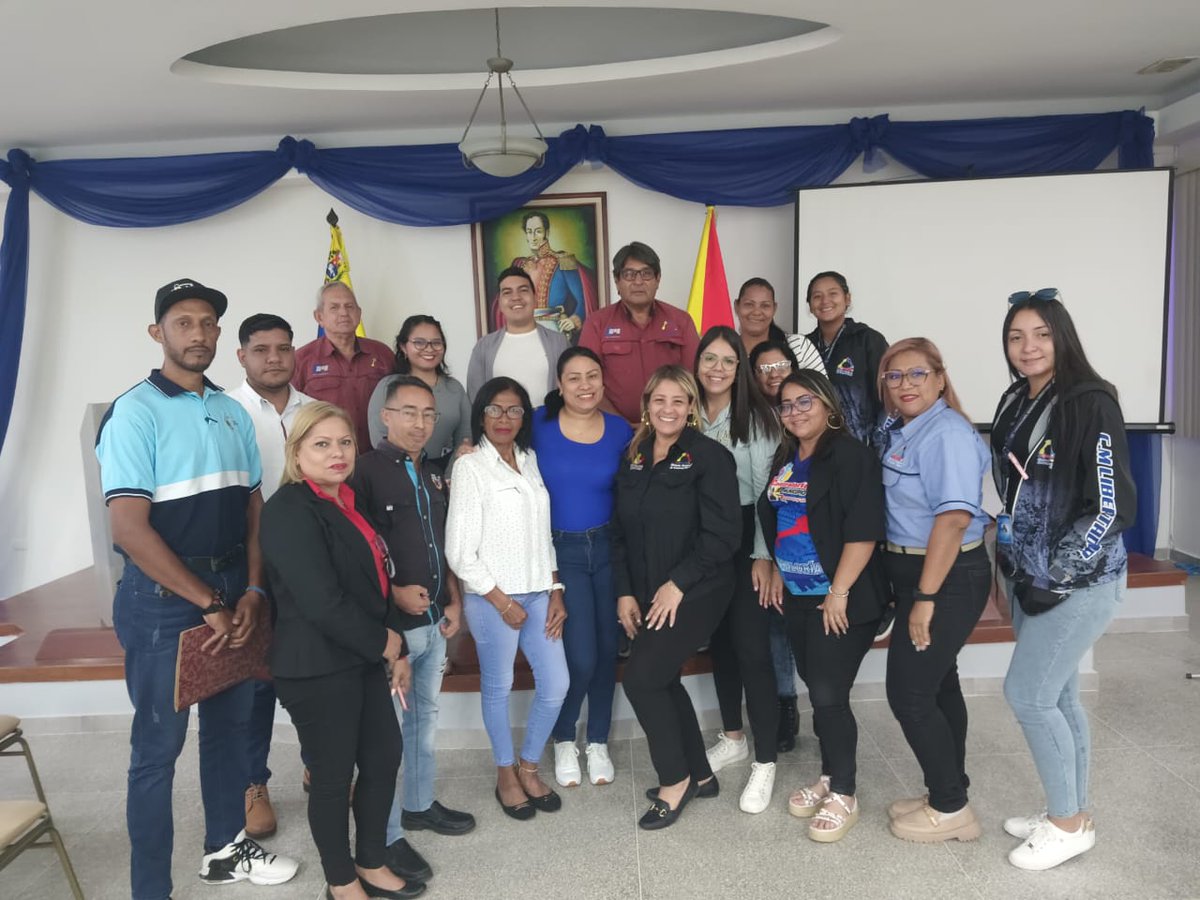 De parte de nuestro Contralor del Estado Aragua,  Gracias a tod@s por su presencia en la actividad de la VIDEOCONFERENCIA a los fines de  revisar las actividades ejecutadas por las OAC de las Contralorias Estadales y Municipales durante el 1er semestre del año 2024.