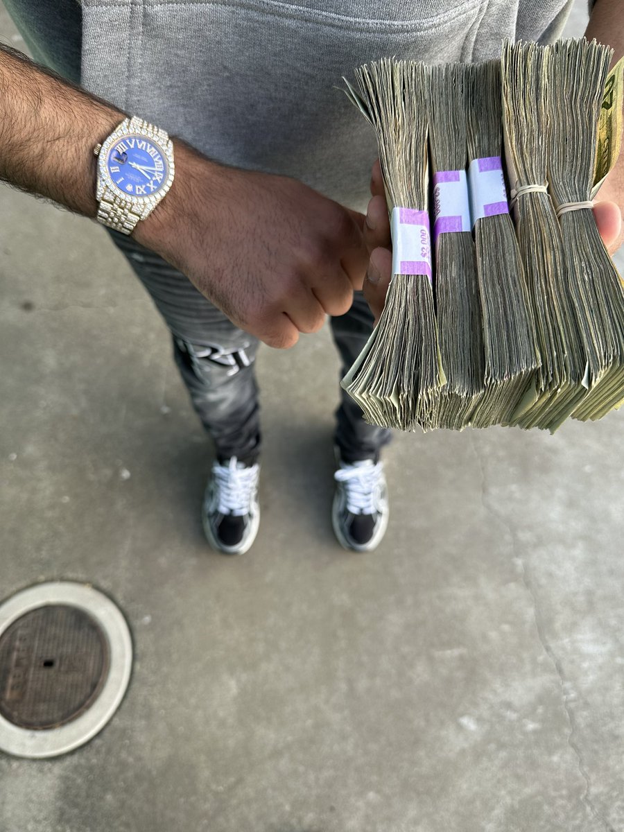 backdoerj's tweet photo. Really like dat I knew I had a score wen he dropped ☠️🤣 (add me up dis whole pic worth 30gz) #20 #freebeezle #freereese https://t.co/yaY6u3x7G7