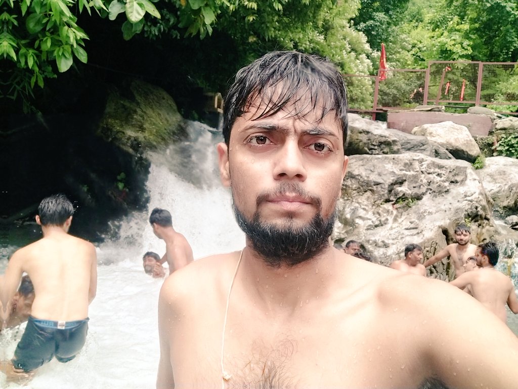 RealAnshul12's tweet image. श्री माता वैष्णो देवी, जम्मू कश्मीर ❤️🙏
.
.
#VaishnoDevi #Katra #JammuKashmir @smvdsbkatra