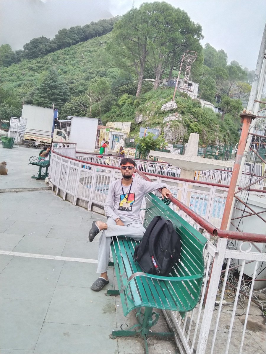 RealAnshul12's tweet image. श्री माता वैष्णो देवी, जम्मू कश्मीर ❤️🙏
.
.
#VaishnoDevi #Katra #JammuKashmir @smvdsbkatra