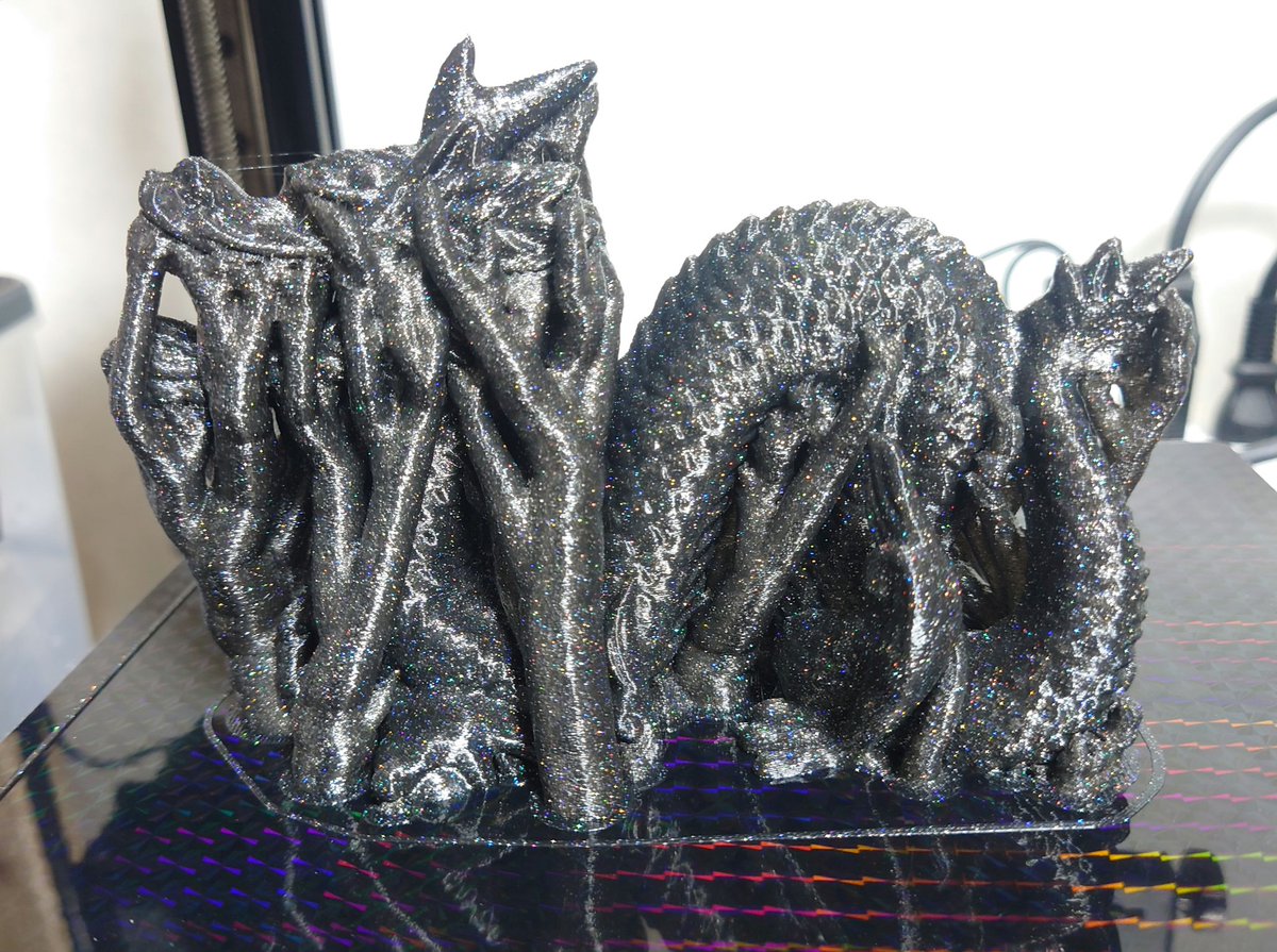 alpaca7's tweet photo. サポートもだいたいキレイに除去可能🌈
虹色ラメは良いものだ🌈
Stanford dragon
#Hello3d #colorfulmagic https://t.co/UY1pAW5qSG