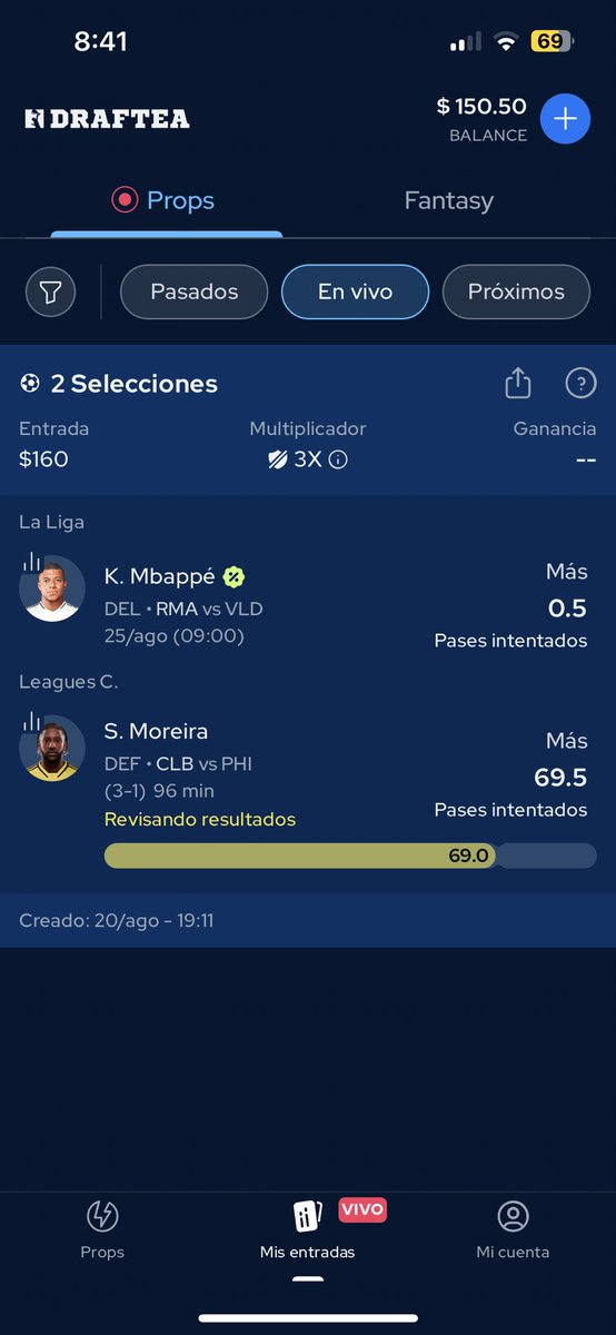 SHAARKK1's tweet photo. @Draftea_Mexico Les pide que Corrijan la línea Moreira, por qué tuvo muchos más en tiempo, en la aplicación no los tomaba en live y la aplicación no los contaba, les pido que lo chequen por favor https://t.co/hJrsSrLWqC