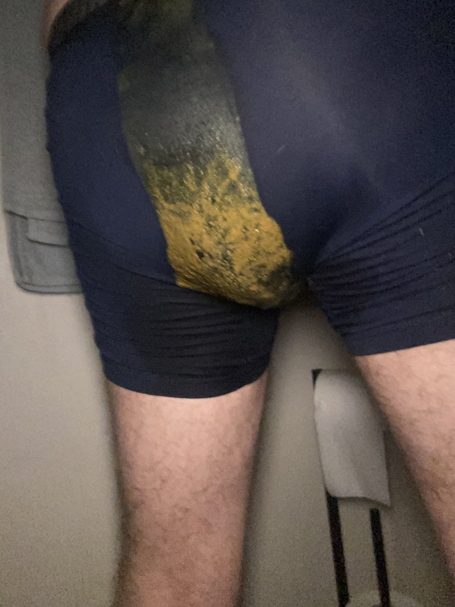cb_0315's tweet photo. I really need to buy some different looking underwear so it doesn’t look like I’m wearing the same ones every day. Dm me if you want to see inside ;)

#scat #pantypoop #pantspoop https://t.co/oAL9g79OVN