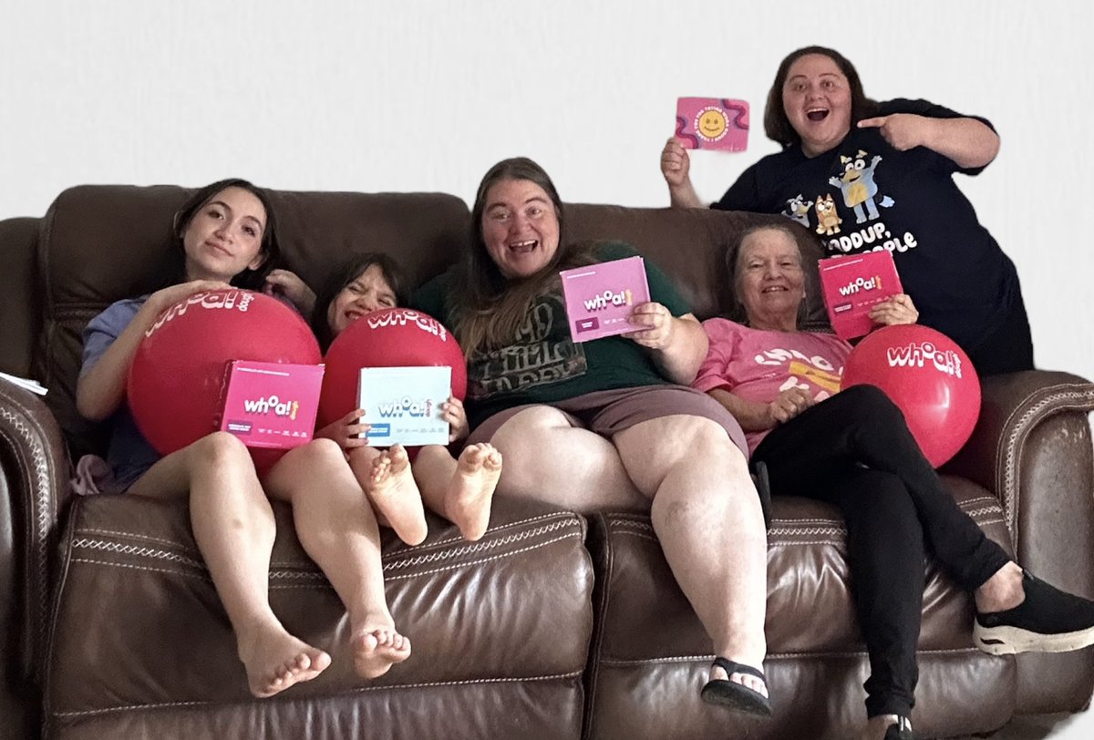 LiveWithTiannaJ's tweet photo. Hey guys, I was lucky to be selected to host a @whoadough_  party thanks to @Tryazon !!!! These things taste amazing!!! They are allergy friendly, made with real ingredients, gluten free and plant based. I love that they are less that 170 calories for one bar! https://t.co/henxlNuoTf