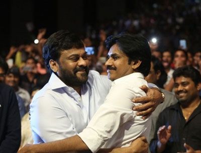 CbpurFans's tweet photo. Happy birthday to Mega Star Chiranjeevi Sir 💐 @KChiruTweets from #Pawamismboyschikkaballapur @AlwaysRamCharan @IamSaiDharamTej @PawanKalyan https://t.co/rH1EEAPAUE