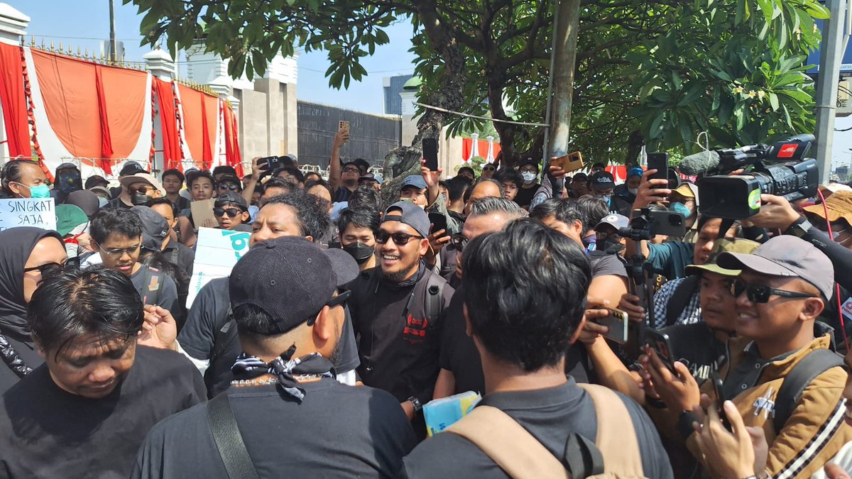 YayasanLBHIndonesia tweet media