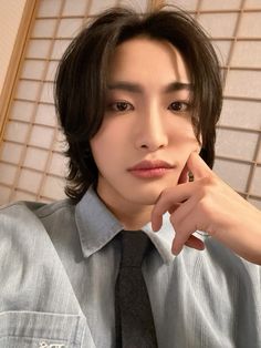 taesfuershoge1's tweet photo. birthday atiny selca 🎂🤍
#AtinySelcaDay #ATEEZ #ATINY #happybirthdaytomee https://t.co/JvpcjbnjU7
