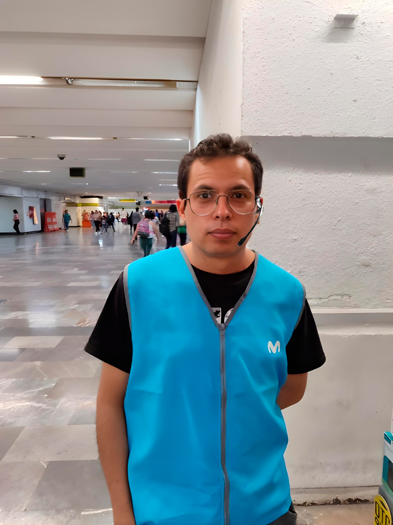 rockunido's tweet photo. #movistarmexico  busca a Alex Marin para la secuela
#movistar #alexmarin https://t.co/ic5dyU6K6w