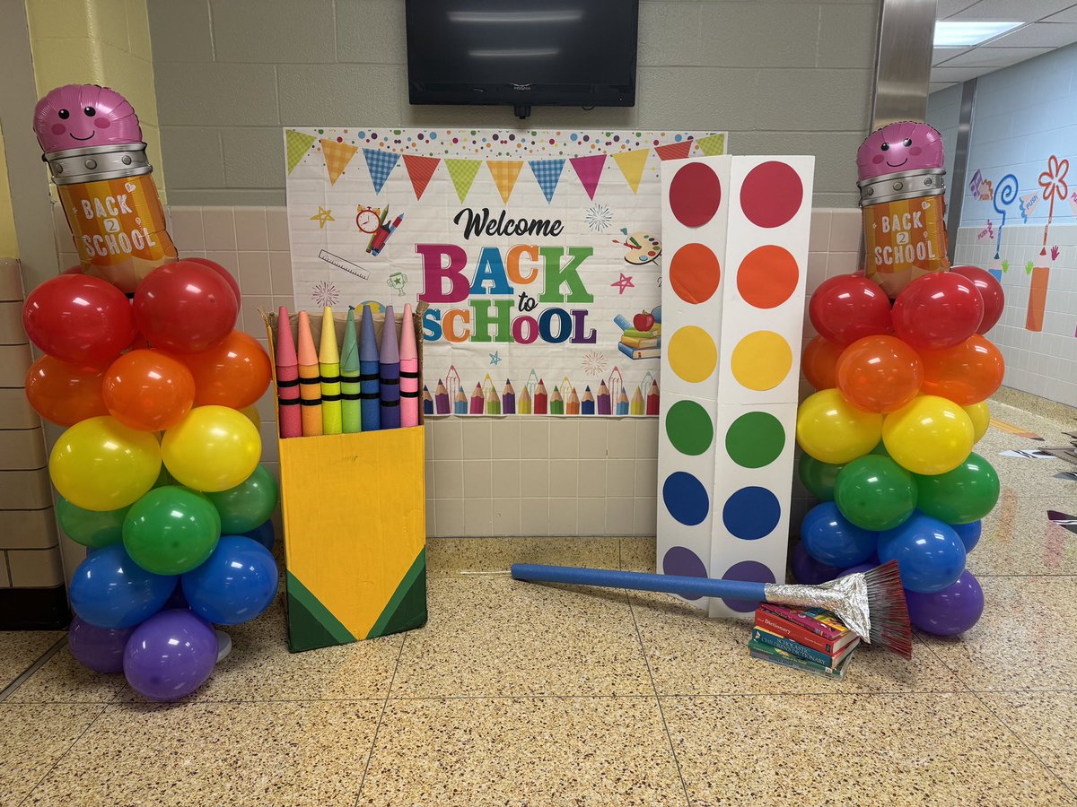 Central PTO- Elizabeth Forward (@efcentralpto) on Twitter photo Kindergarten Open House! We hope all our new little warriors have a great year!!❤️🖤🚌 Kindergarten Open House! We hope all our new little warriors have a great year!!❤️🖤🚌