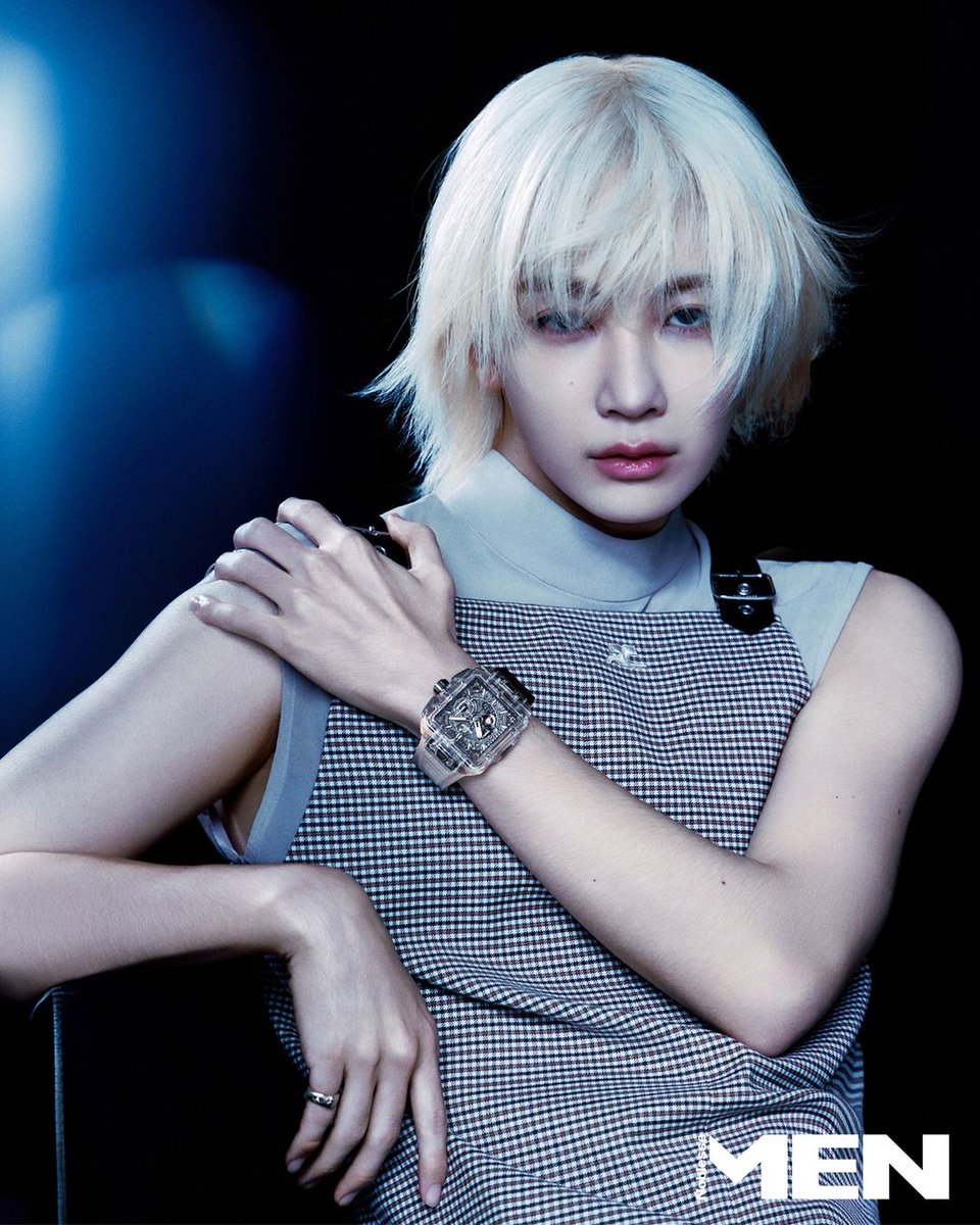 updatingsvt's tweet photo. [#MAGAZINE] 240822 JEONGHAN #정한 for MEN Noblesse x HUBLOT | Photos https://t.co/BrM4ywJRaT