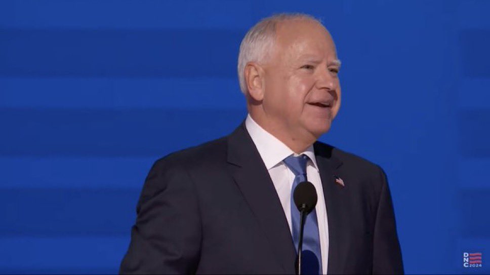 AFLCIO's tweet image. “Never underestimate a public school teacher.” @Tim_Walz @DemConvention