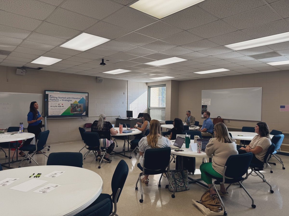 Every child deserves the opportunity to achieve their maximum potential. ELLevation  is designed to empower you to have a lasting impact in your classroom while promoting equity.
Your EL Regional Specialist is ready to share more about ELLevation!