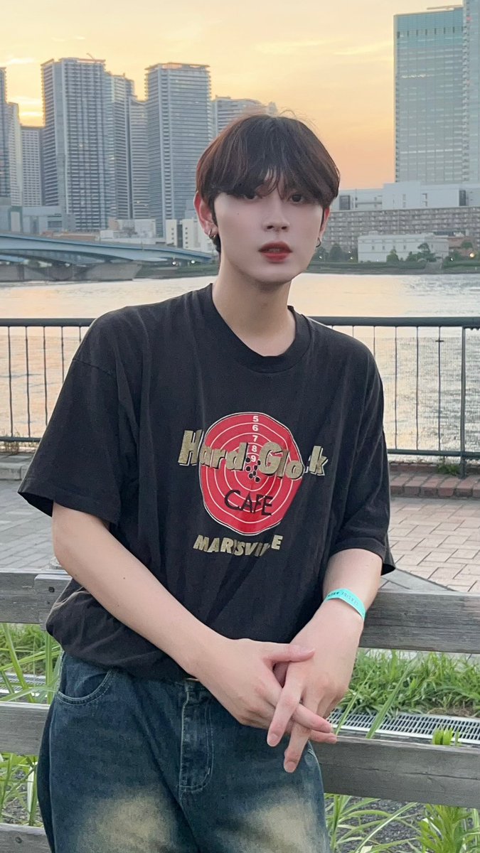 akatsuki_yohei's tweet photo. 9/7イベントやるんだけど空いてる人いる？ https://t.co/NuZKqEwn5Y