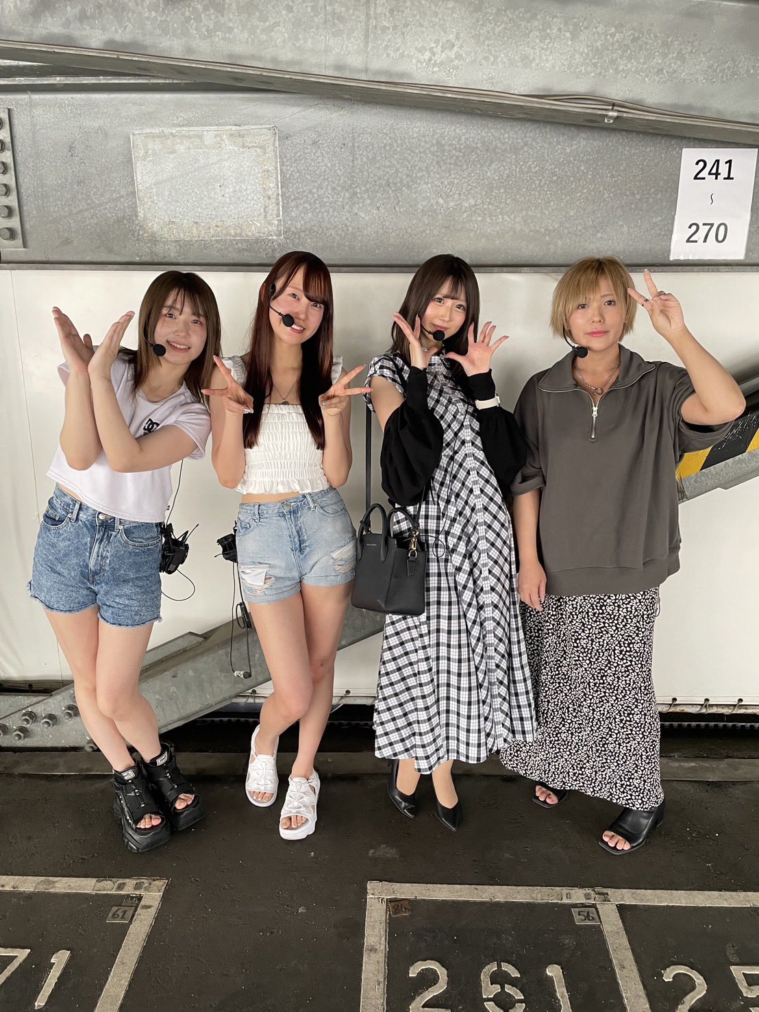 kk大笑 DEJAVU-Encore- 再録+描き下ろし 進撃の巨人 同人誌 リヴァエレ リヴァイ×エレン 