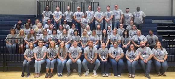 What an amazing community of individuals to work with at Moss Middle School!!!  We are the League of Dragons!! <a href="/WarrenCoSchools/">Warren Co Schools</a> <a href="/HenryMossMiddle/">Henry Moss Middle</a>