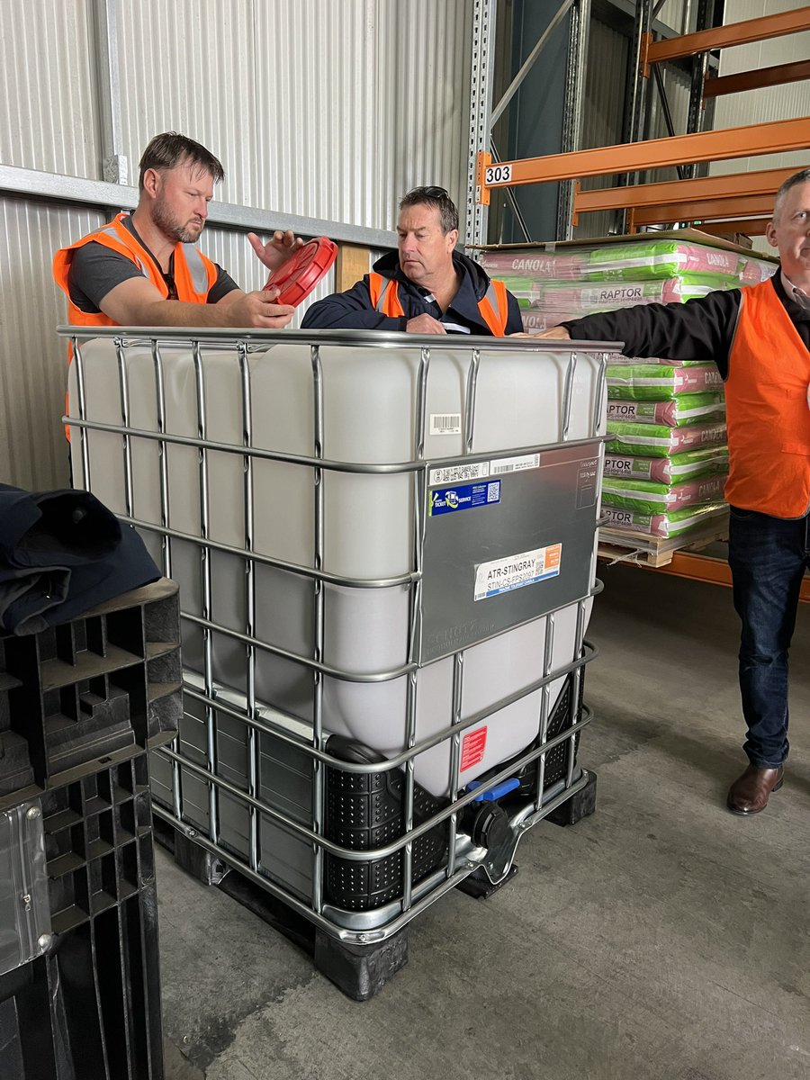 agromons's tweet photo. Canola seed in a shuttle… now that’s an idea @NuseedAustralia https://t.co/Pv2THljPVy
