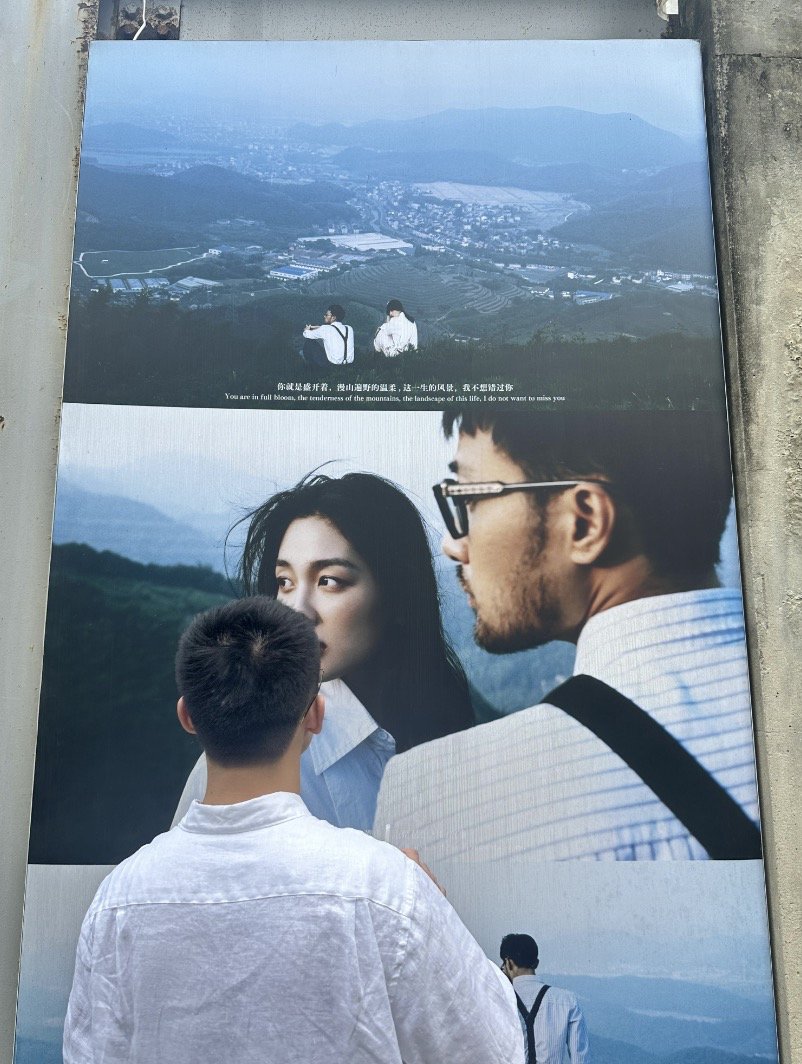 管理者不得不做过多链接人，管理人的工作。很容易把重心都放在他人身上了。

每天都会固定2个小时以上，沉浸式地把时间放回自己身上。阅读内容，做研究，输出观点，复盘昨日工作。

能给工作和生活带来极强的节奏感。