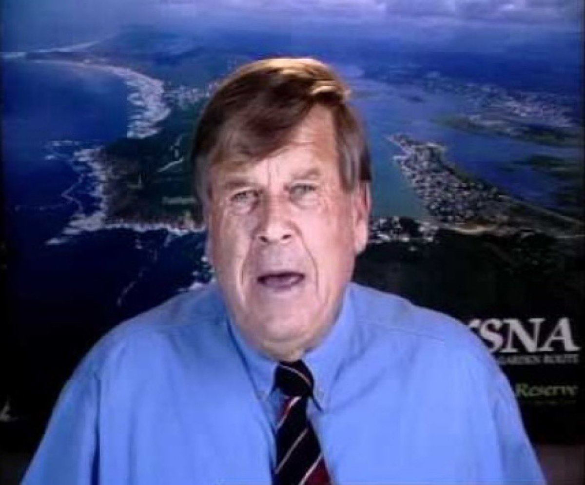A whole generation lost a teacher yesterday. It felt like we knew this man personally. Thank you, Mr William Smith for all those very narrow passes in Maths that would not have been passes at all without you. Sorry we never paid you any school fees. 🤣🙏🏼 Rest in peace, CHAMPION.