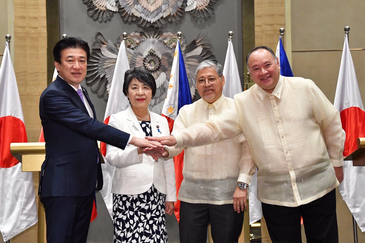 ModJapan_en's tweet photo. #ICYMI
#NewIssue Japan Defense Focus No.175 (Sep 2024)
Check out #JMOD/#JSDF’s latest activities from June to July!
⏩ https://t.co/VhUeUO27n9
🇵🇭 Japan-Philippines 2+2 @dndphl
🇮🇳 Bilateral Exercise #JIMEX with #IndianNavy @indiannavy
📖 The 50th issue of our Defense White Paper https://t.co/khsbDwZbNy