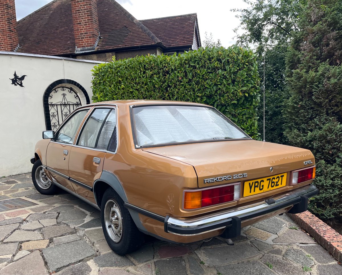 Long overdue post. I’ll start off with this wonderful Opel Rekord. I spoke to the owner - it has been in the same family since 1980, and is much loved: