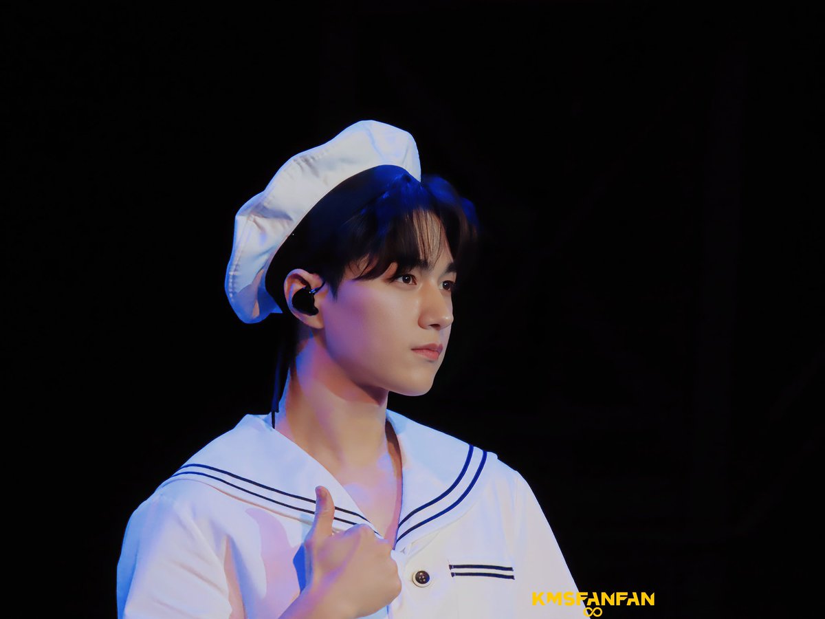 KMS_mslfan's tweet photo. 240817 'REBOOT' in BKK
so cute so handsome!!

#엘 #명수 #김명수 #myungsoo #金明洙 #INFINITE  #infinite #인피니트 https://t.co/Se0mYUBZqh